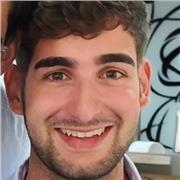 Estudiante de Laboratorio Clínico, imparte clases de matemáticas básicas a niños o de ciencias de la salud